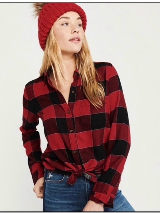 Abercrombie & Fitch Tops - Abercrombie & Fitch plaid button up